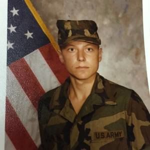 Meet your Posher, Mae